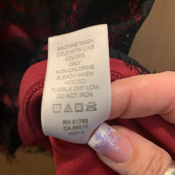 Studio Y tank top size L - Picture 3 of 3